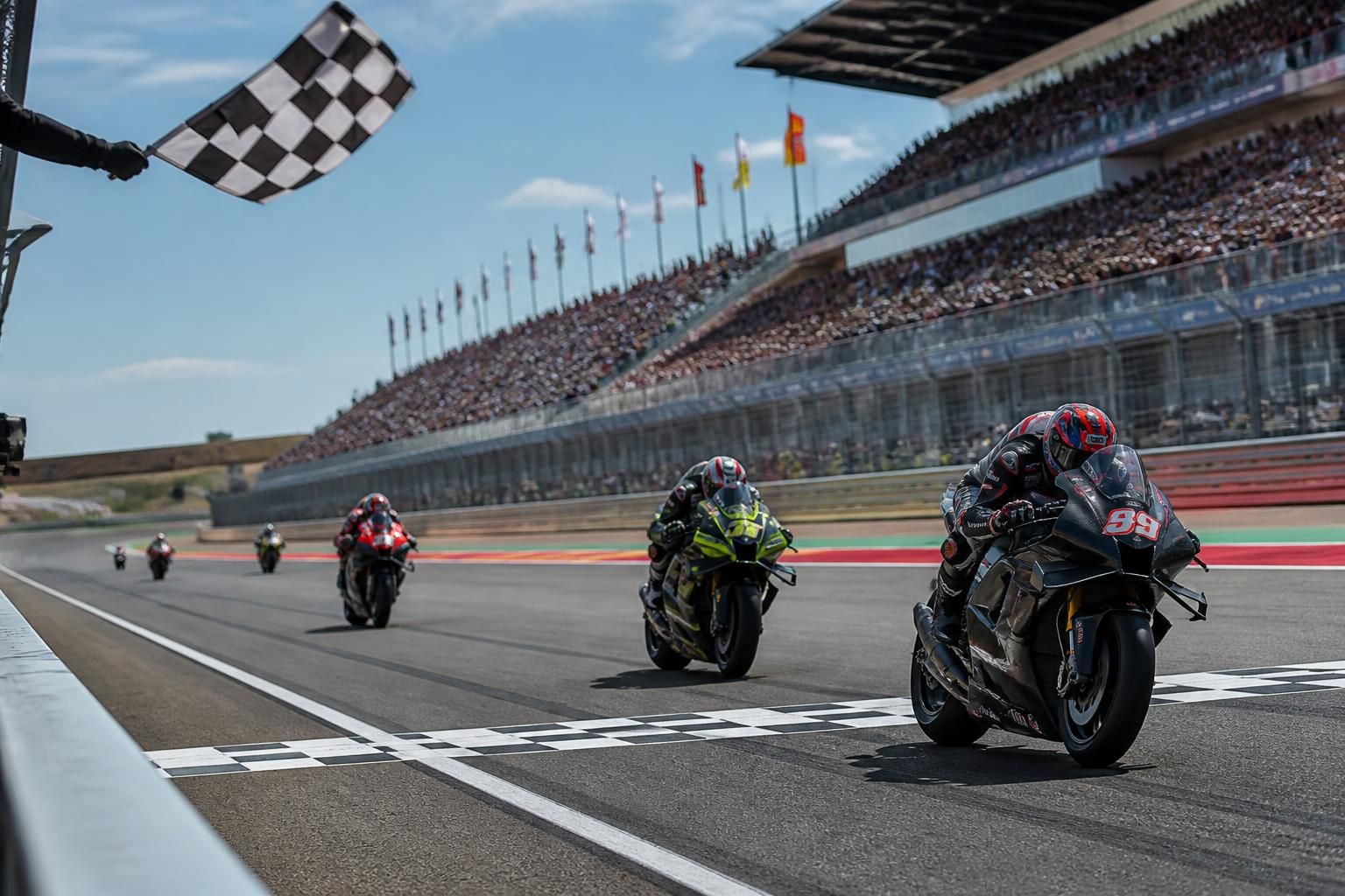 découvrez les résultats complets du motogp aragon 2026, avec les performances des pilotes, le classement final et les temps forts de la course.