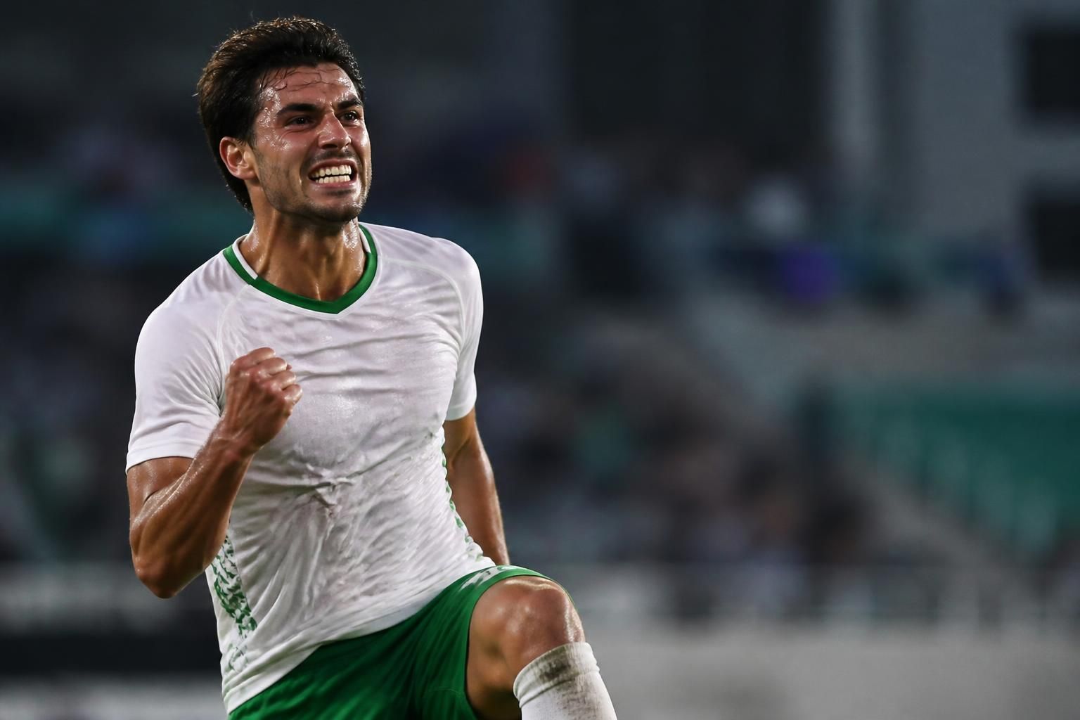 découvrez le retour spectaculaire d'aldeguer après sa blessure, une performance qui dissipe tous ses doutes et marque un triomphe retentissant.