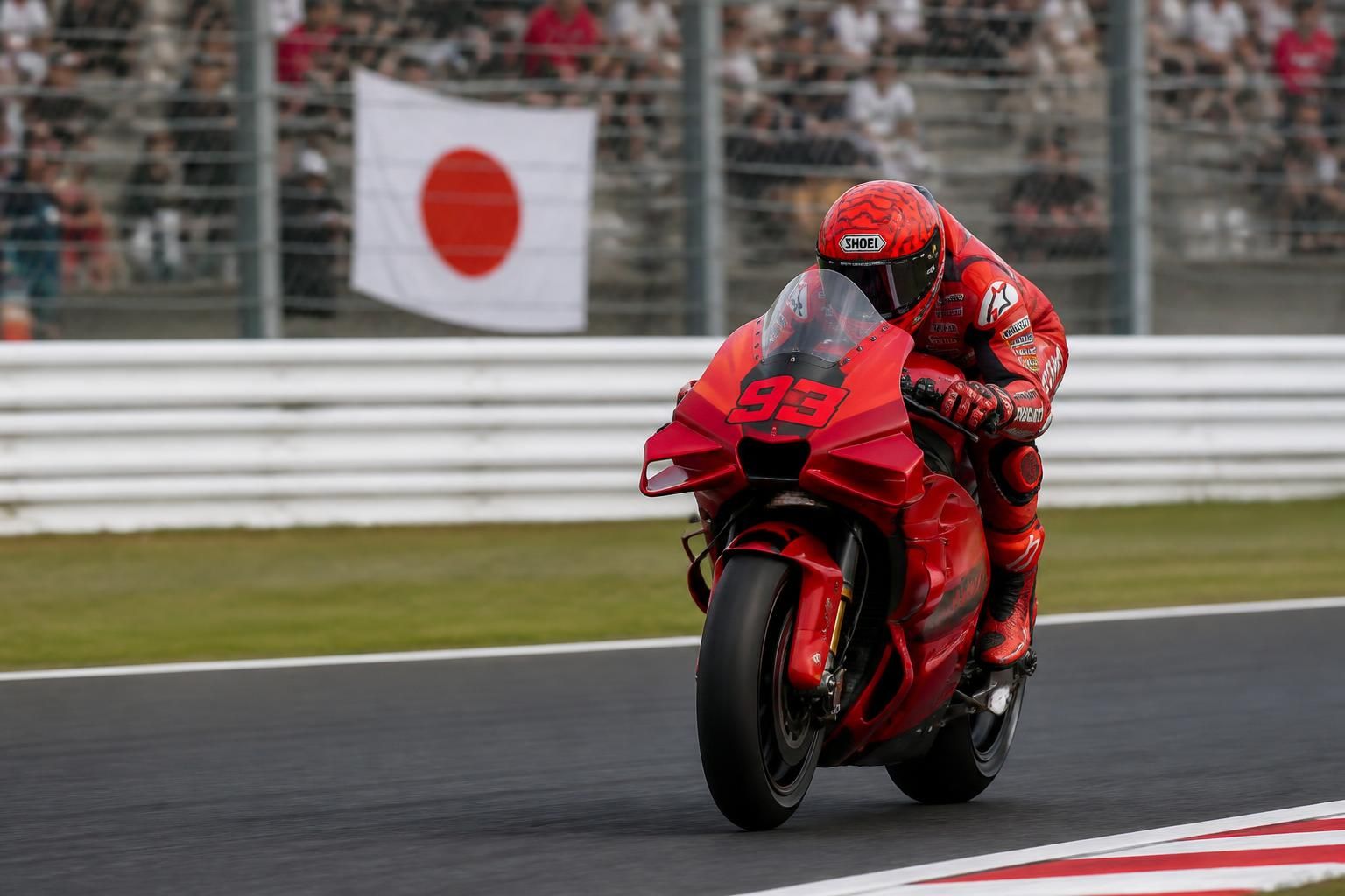 découvrez comment márquez arrive au grand prix du japon avec un atout majeur qui pourrait transformer le déroulement de la course et dynamiser la compétition.