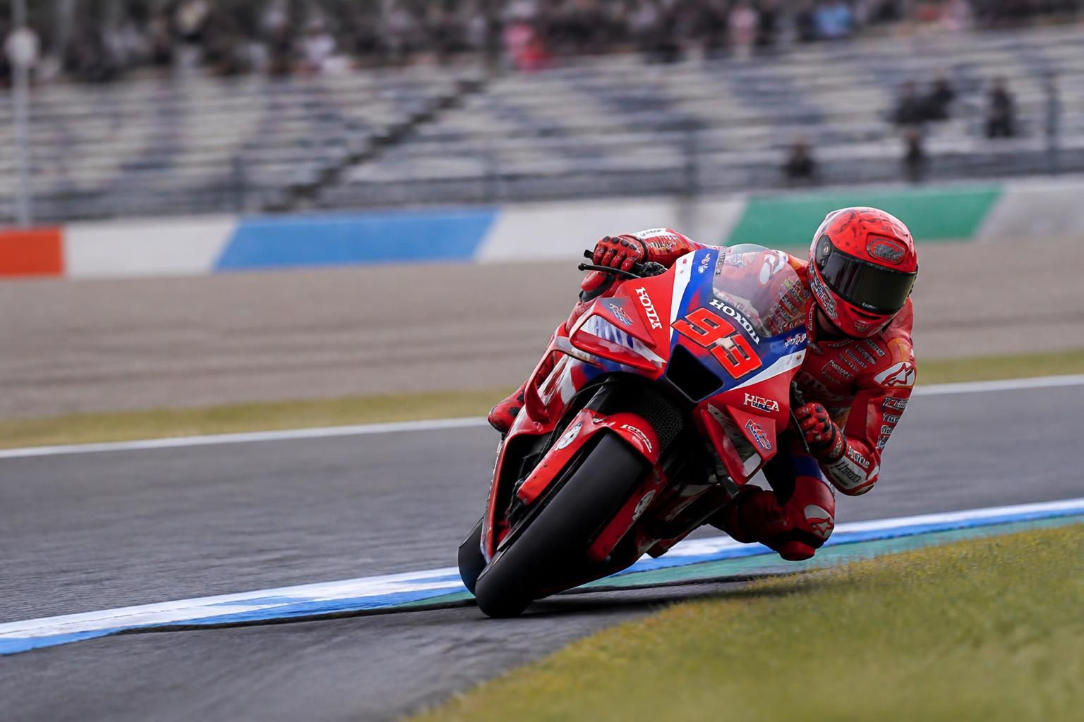 revivez les impressions exclusives de marc márquez après ses premiers tours au gp du japon à motegi, avec une confidence surprenante qui révèle ses sensations sur ce circuit emblématique.