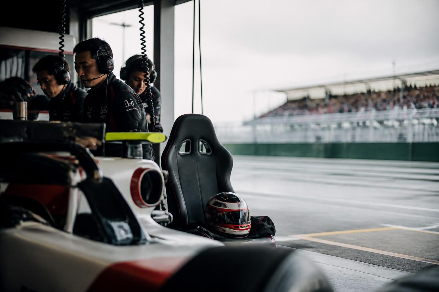 découvrez pourquoi l'absence d'un pilote honda en australie suscite de nombreuses questions et quel impact cela pourrait avoir sur la compétition.