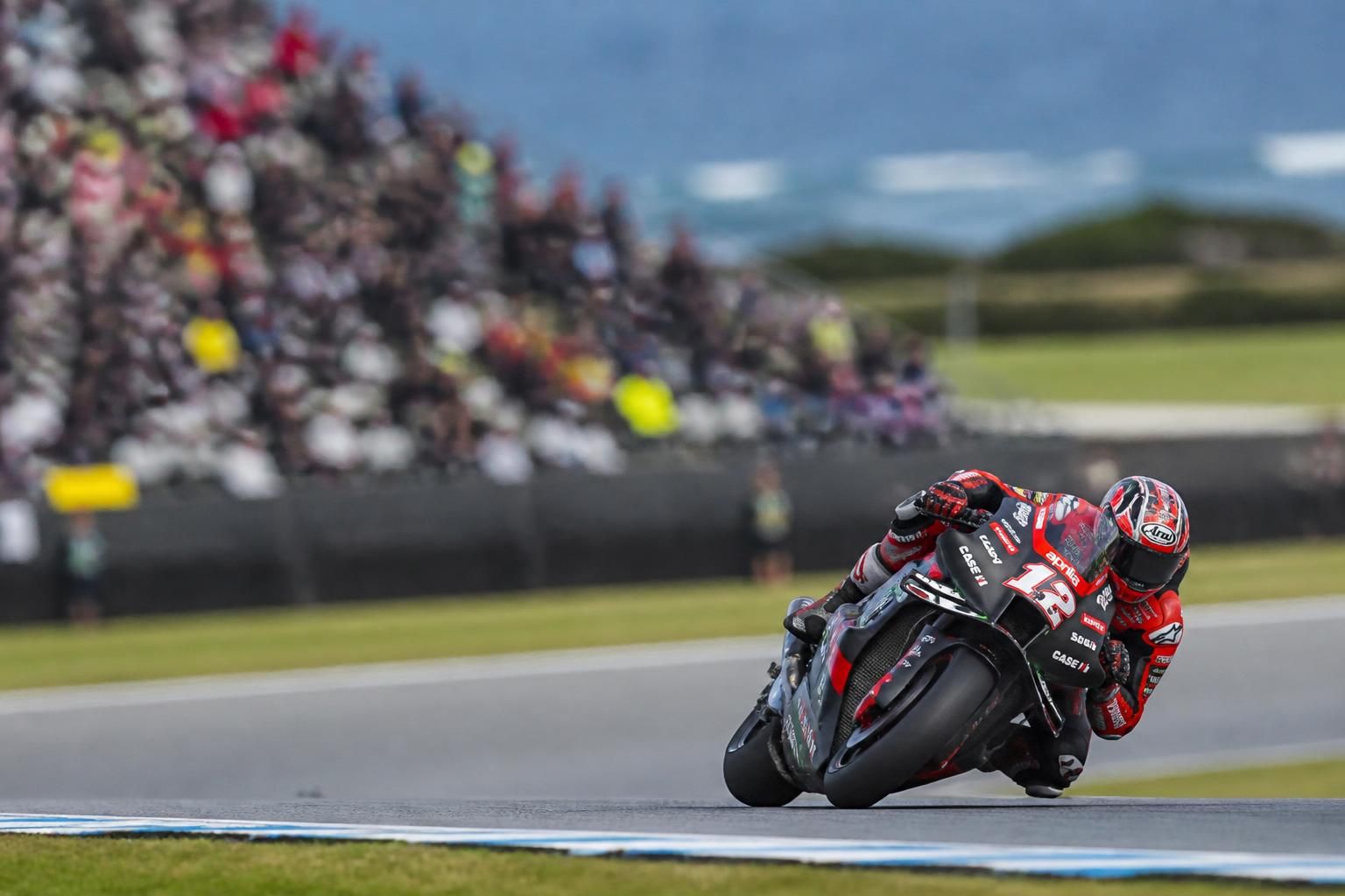 découvrez les 5 courses légendaires du motogp à phillip island et revivez les moments forts avant le grand final de la saison.